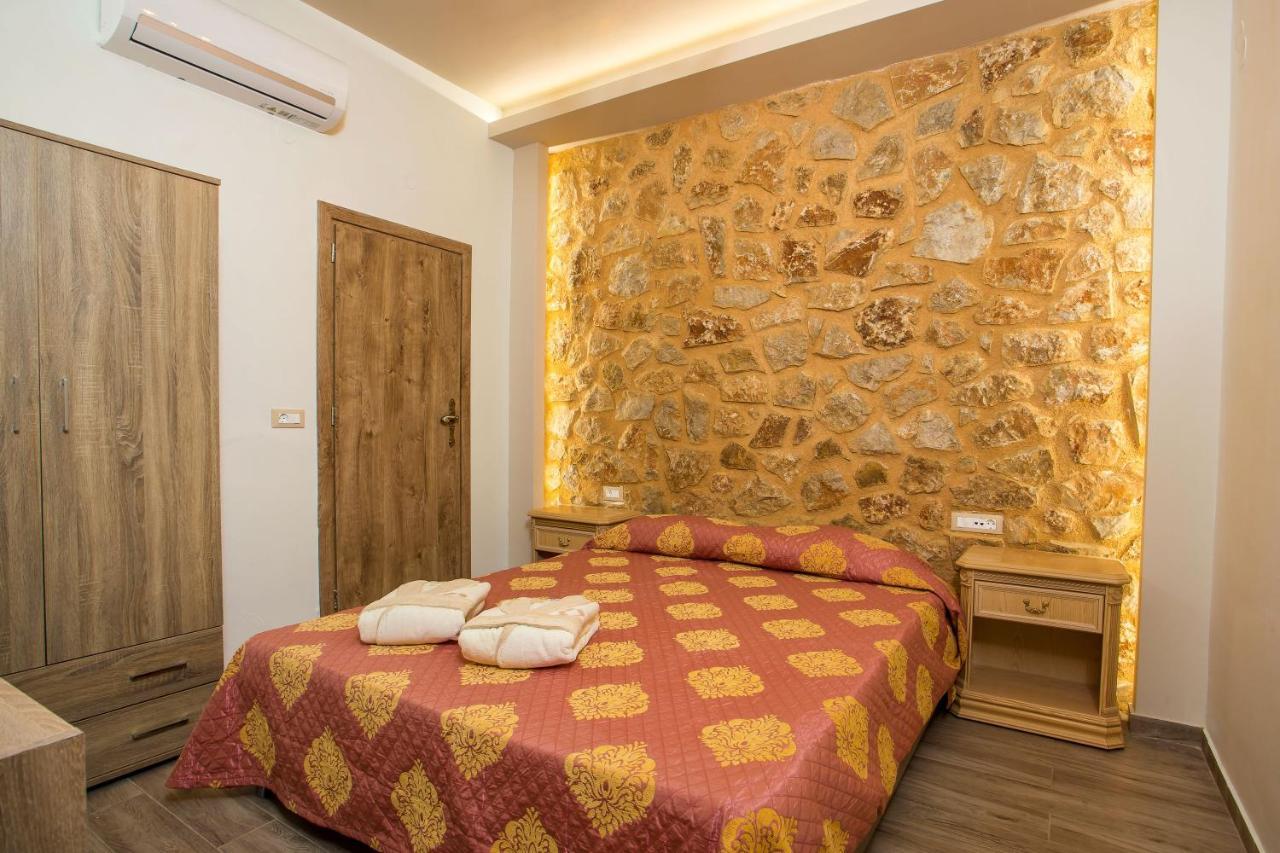 Holiday home Errik Luxury House