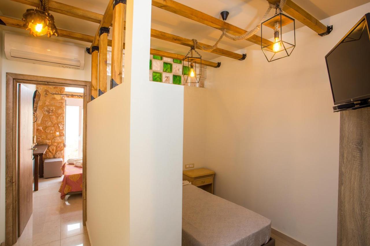 Errik Luxury House *
